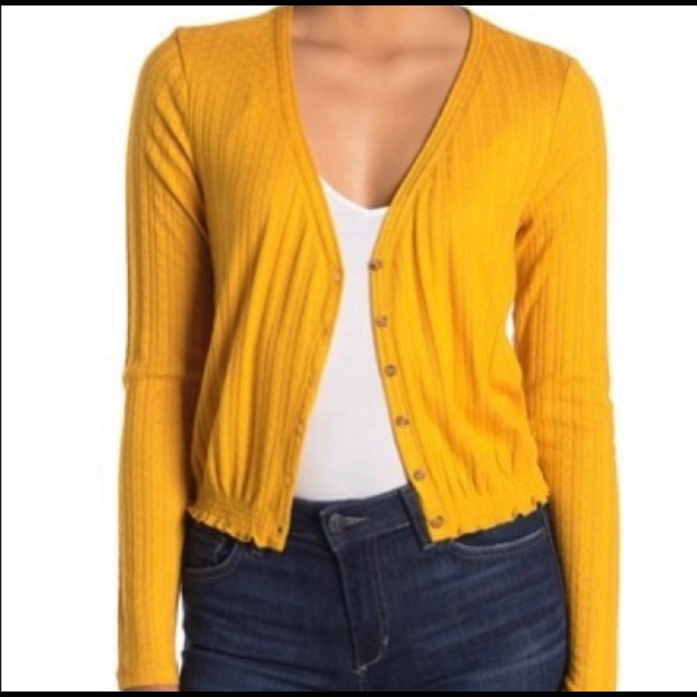 ABOUND V-Neck Ribbed Button- Up Cropped Top